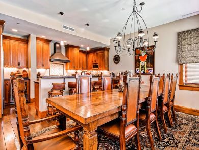 4 Bedroom Bachelor Gulch Luxury Ski In/Out Property